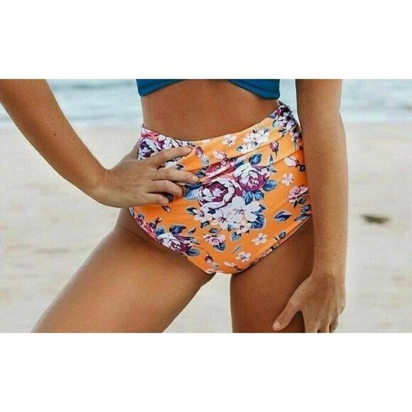NWT Cupshe Scalloped Navy Bikini Bottoms - Sz XS - Picture 1 of 2